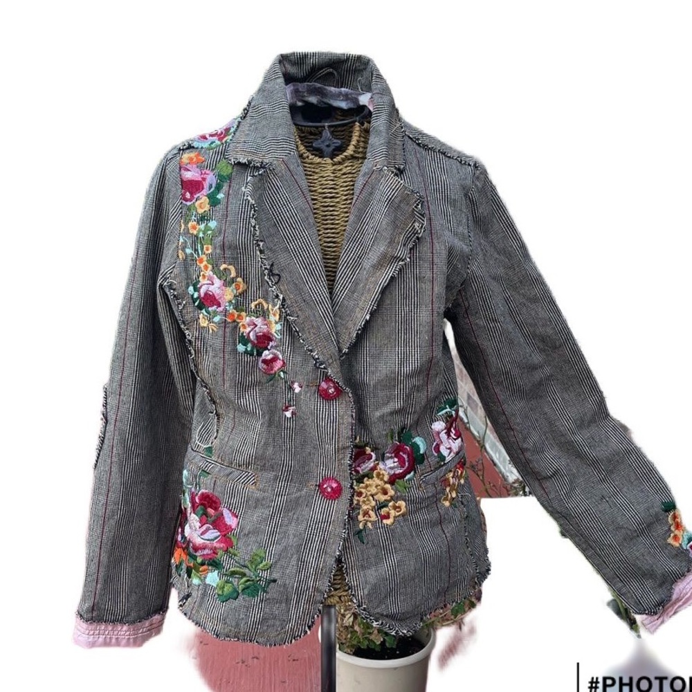 Paparazzi Houndstooth Blazer with Embroidered Flowers Women Size Large